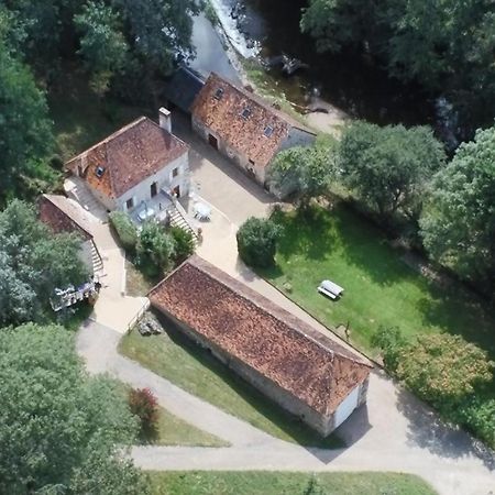 Le Moulin Du Cluzeau Villa Thollet Exterior photo